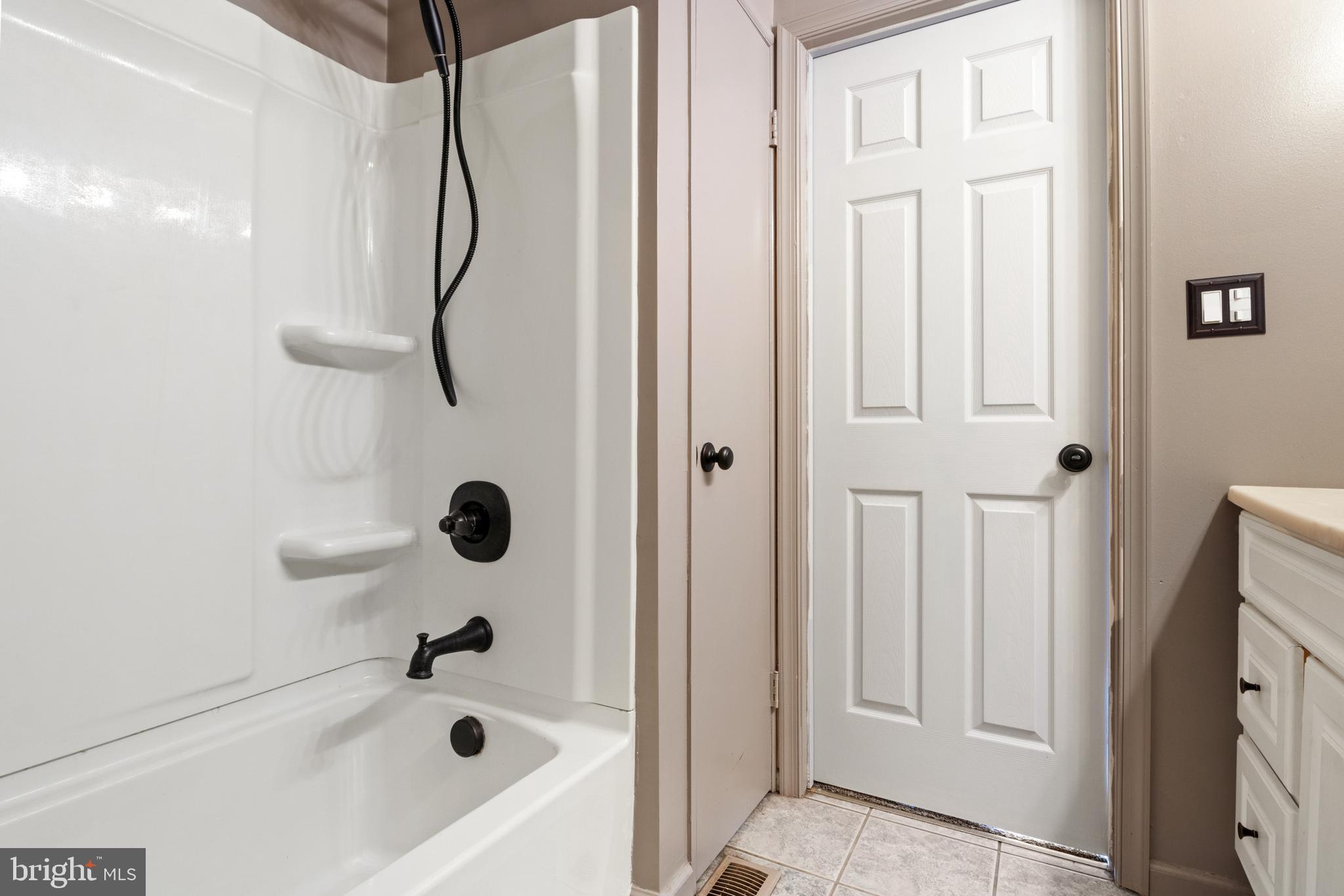 3050 Emig Mill Road Dover, PA 17315 - Photo 15 of 41 Gallery Image 15