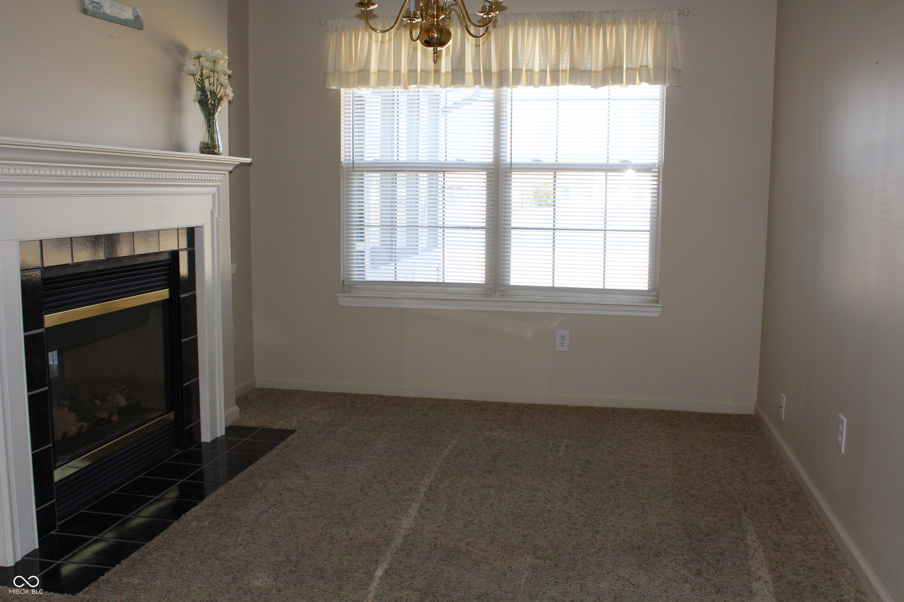 6036 Riva Ridge Drive Indianapolis, IN 46237 - Photo 5 of 20 Gallery Image 5