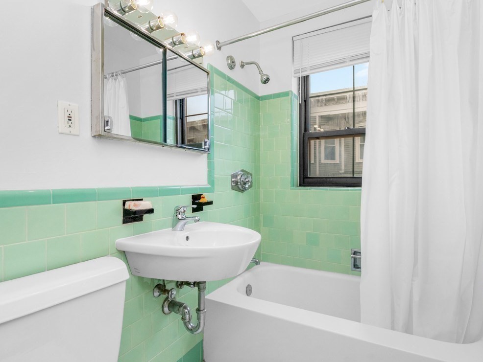 49 Harvard Avenue, Unit 4 Brookline, MA 02446 - Photo 17 of 25