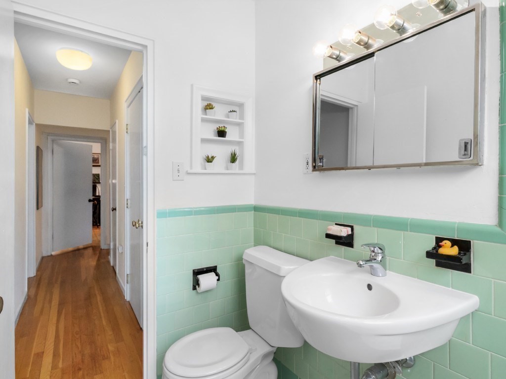 49 Harvard Avenue, Unit 4 Brookline, MA 02446 - Photo 18 of 25