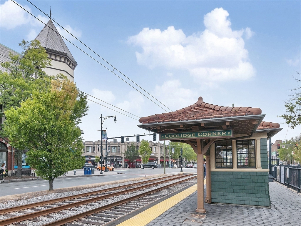 49 Harvard Avenue, Unit 4 Brookline, MA 02446 - Photo 23 of 25