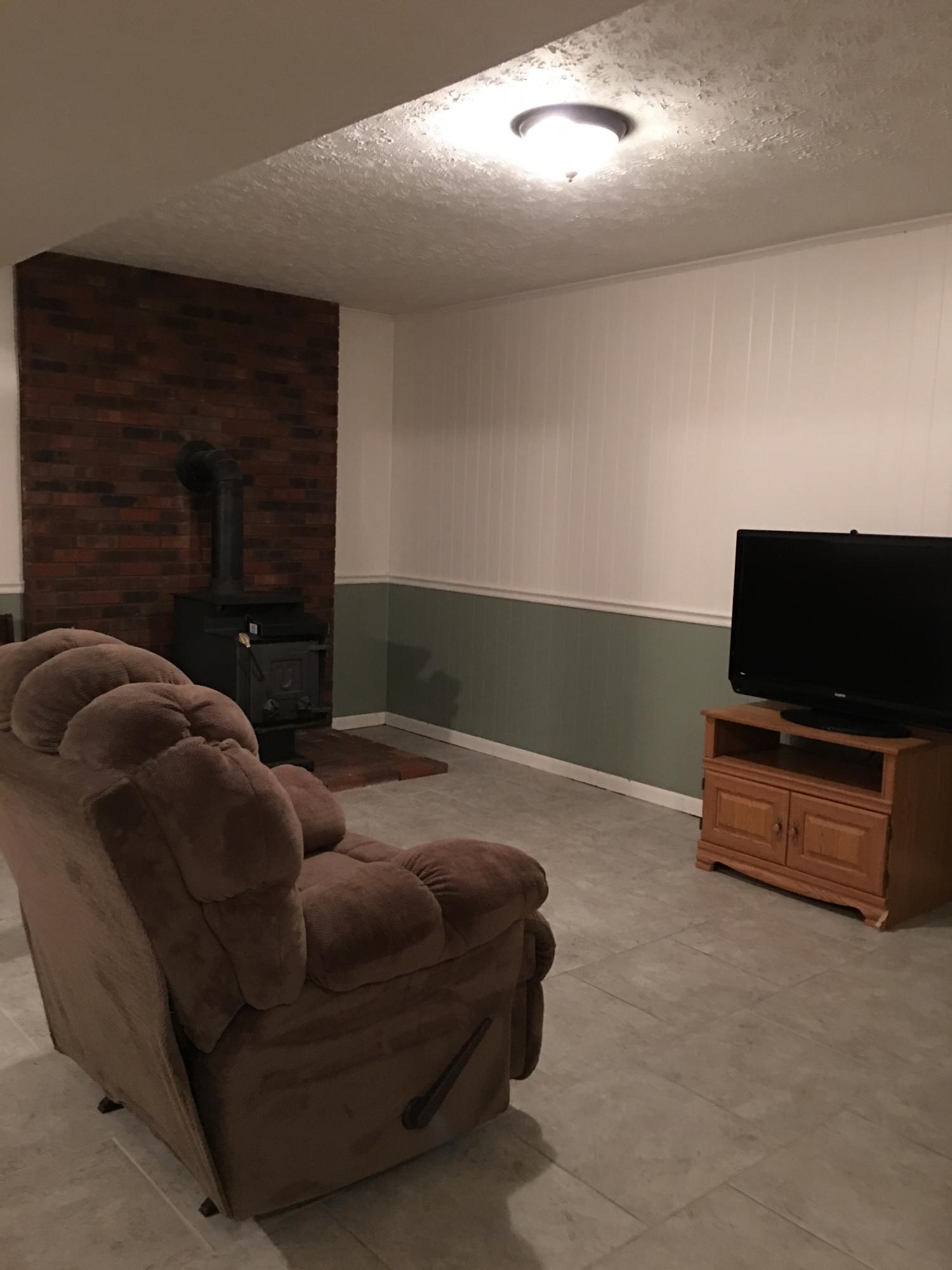 237 Scenic View Drive Clinton, TN 37716 - Photo 11 of 16 SV20