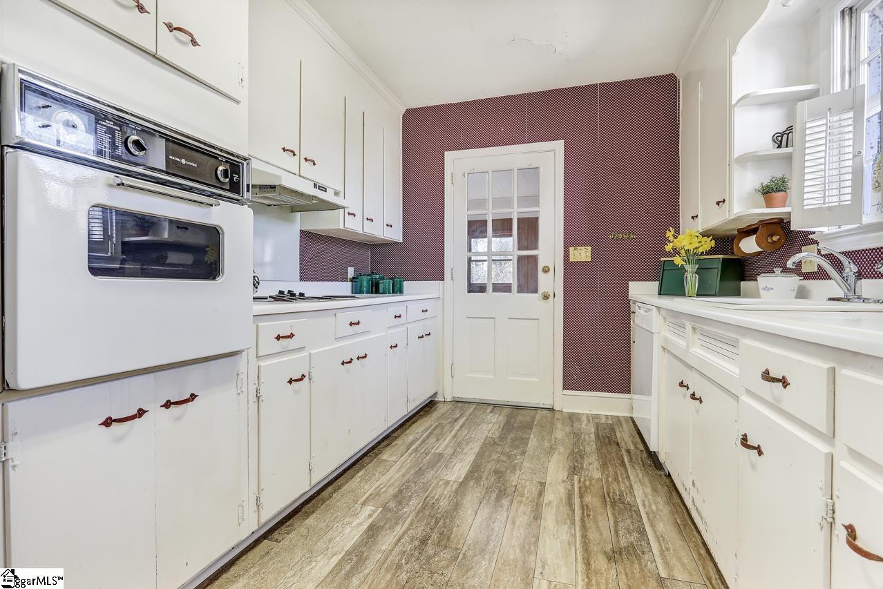 207 Laurel Road Greer, SC 29651 - Photo 17 of 29