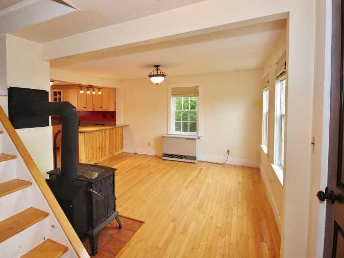 15 Main Street Tenants Harbor, ME 04860 - Photo 19 of 28 Living Room.