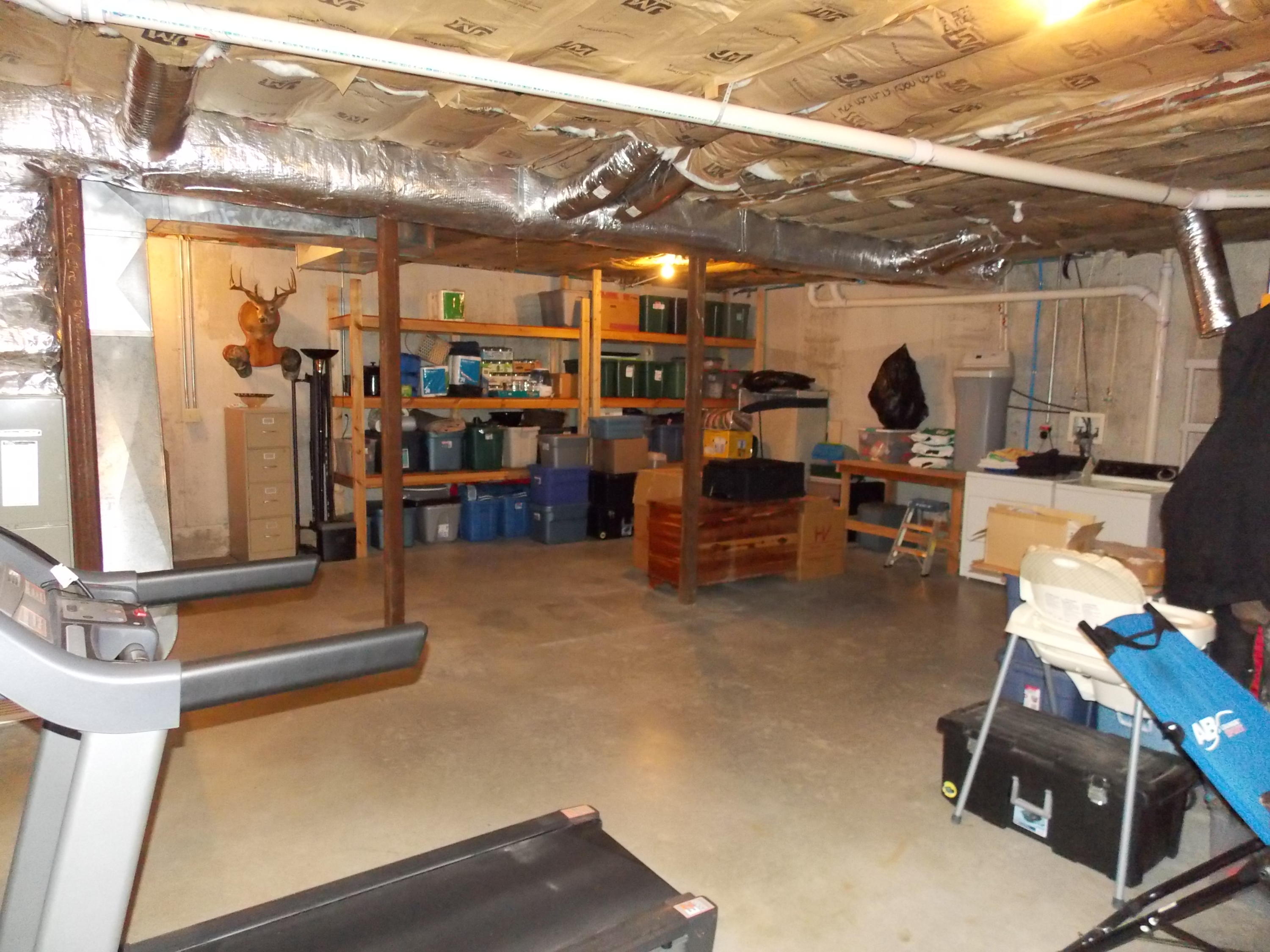 124 Ridgeview Road Northwest Floyd, VA 24091 - Photo 55 of 67 a view of a room with gym equipment
