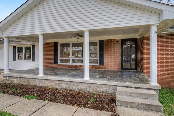 $279,000 | 1106 Bagley Drive, Fayetteville, TN 37334