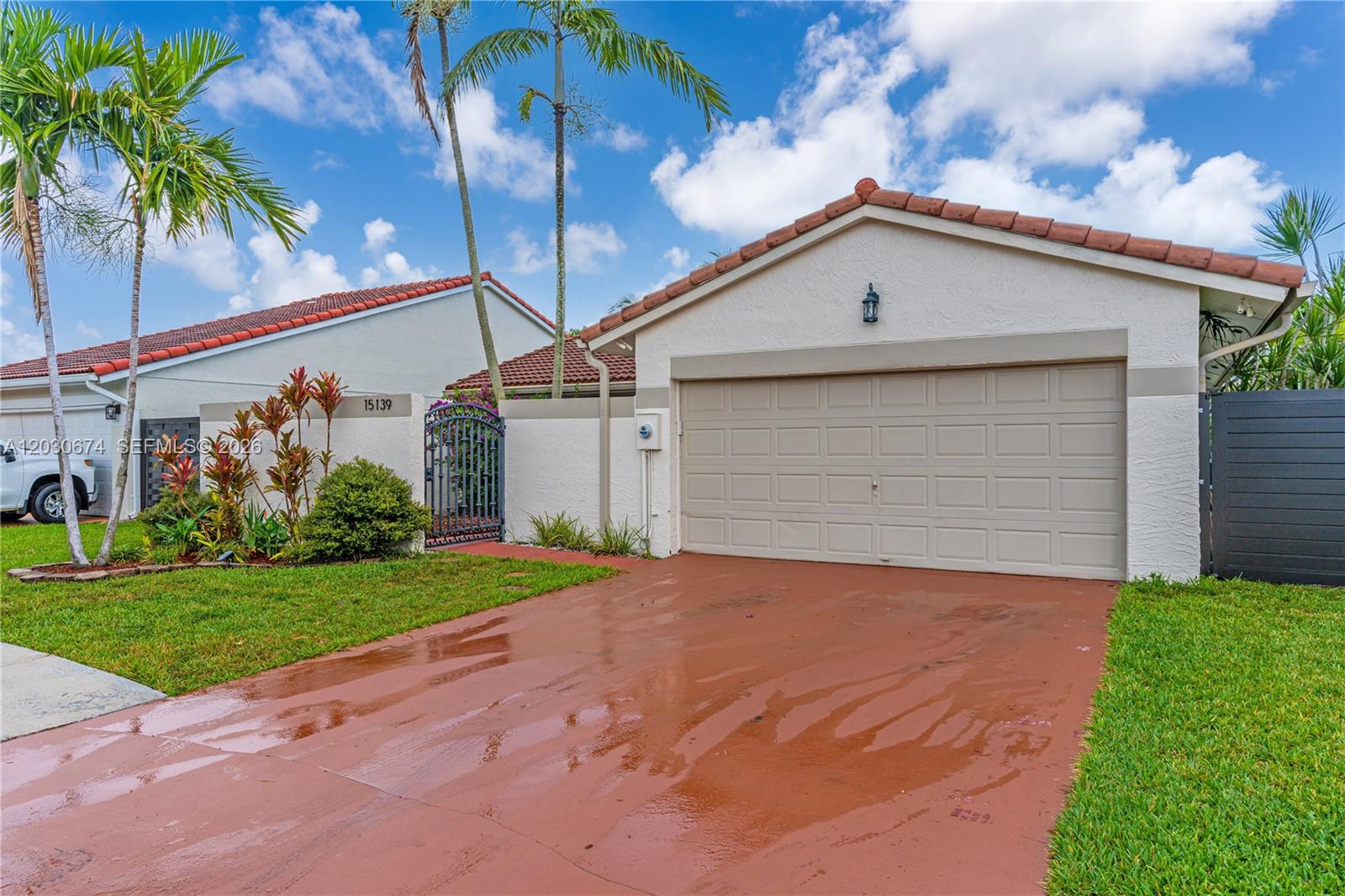 15139 Southwest 92nd Terrace Miami, FL 33196 - Photo 2 of 21