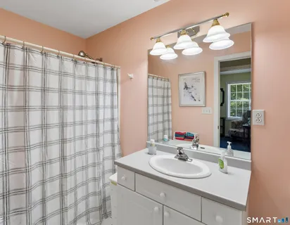 $755,000 | 10 Ferris Road, Newtown, CT 06470