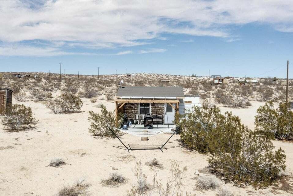 63637 Gemini Road Joshua Tree, CA 92252 - Photo 5 of 22 a view of a terrace with snow
