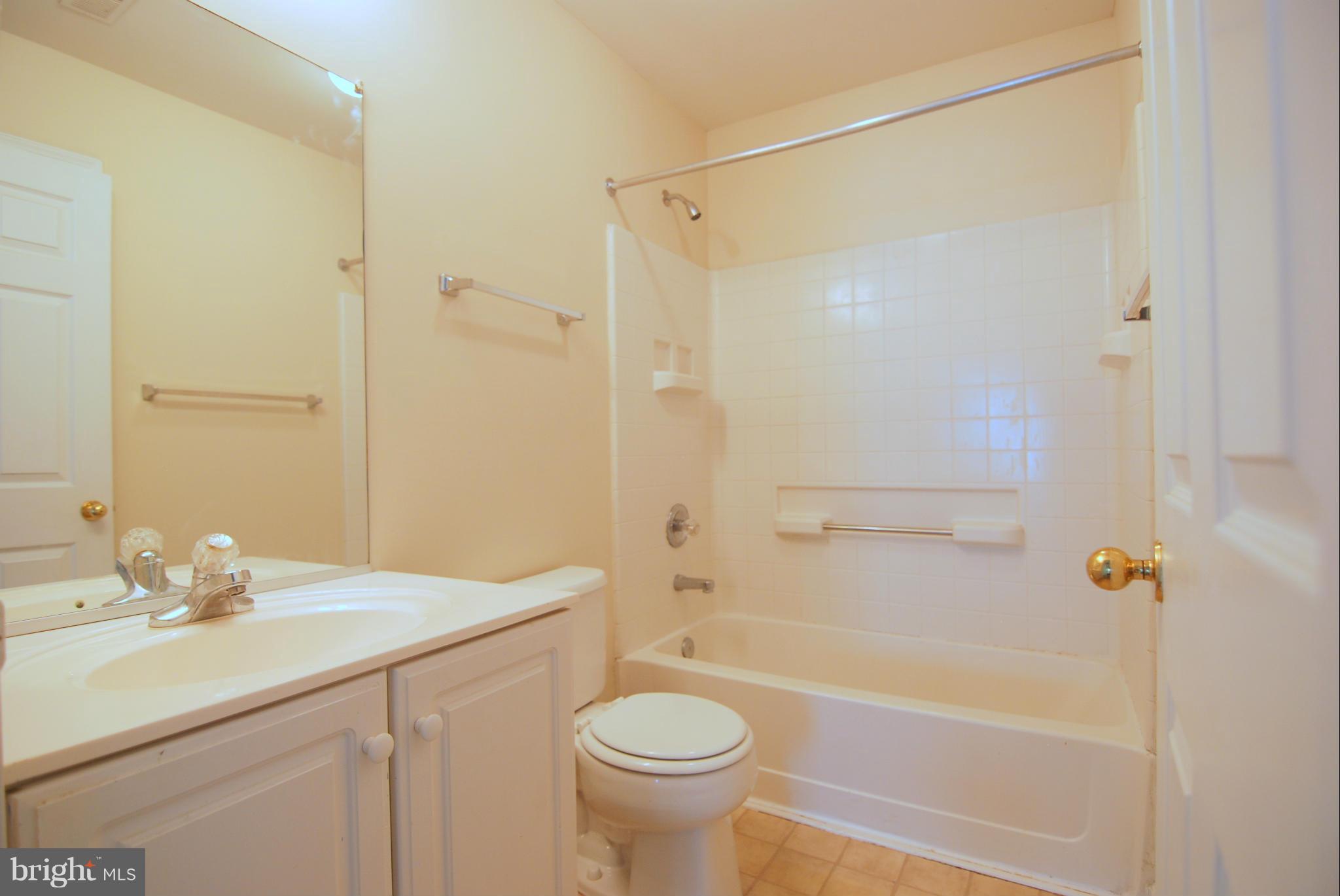 402 Magnolia Ridge Drive Joppa, MD 21085 - Photo 19 of 25 Bath