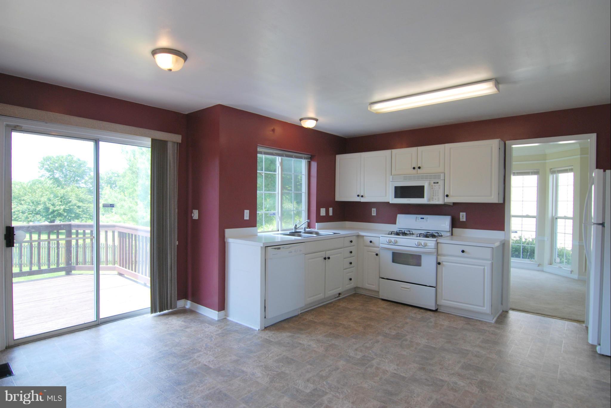 402 Magnolia Ridge Drive Joppa, MD 21085 - Photo 8 of 25 Kitchen