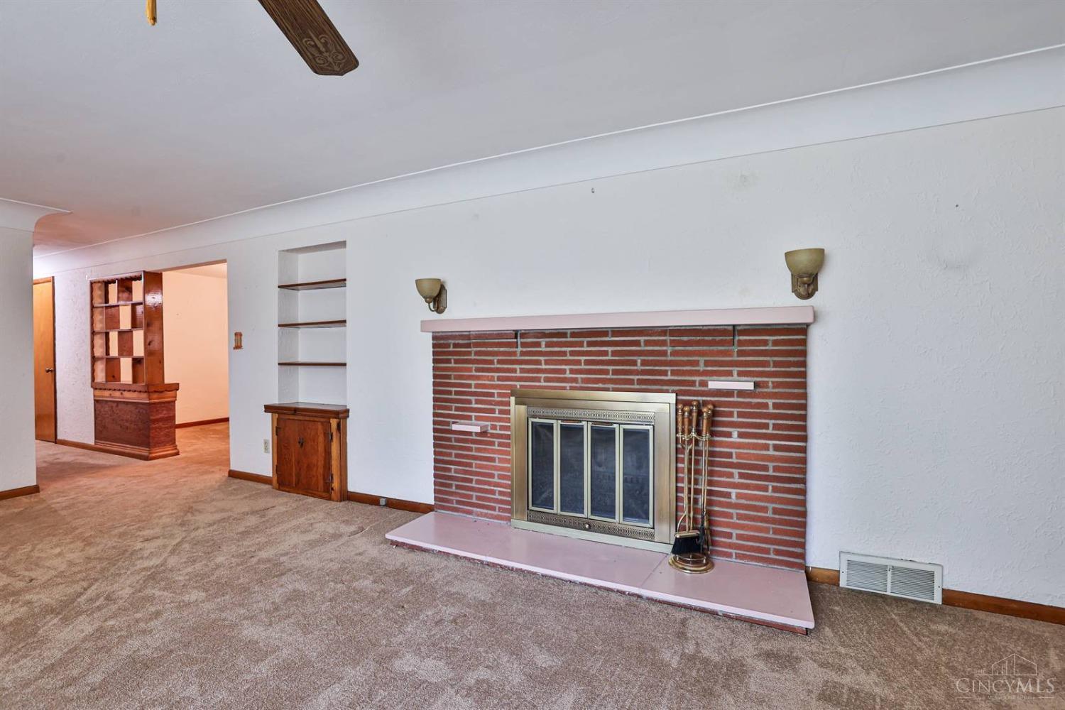 945 Old Springfield Road Vandalia, OH 45377 - Photo 6 of 45 Gallery Image 6