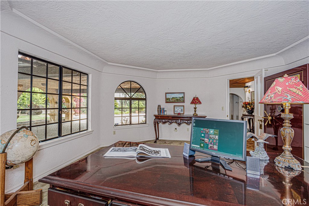 350 Roughrider Road La Verne, CA 91750 - Photo 41 of 55 Spacious Office, view of Porte Cochere.