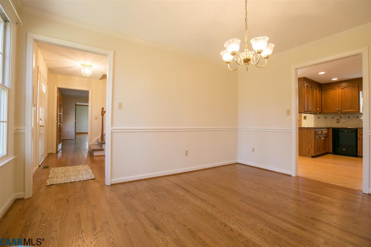 2210 Ridgeway Lane Charlottesville, VA 22911 - Photo 3 of 37 Gallery Image 3