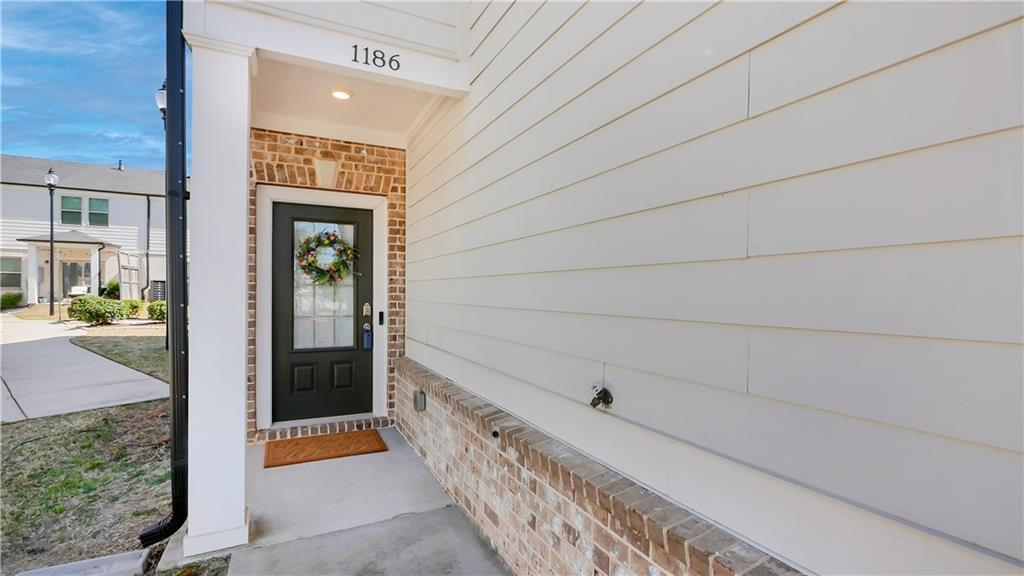 1186 Arrowlake Road Marietta, GA 30064 - Photo 6 of 29