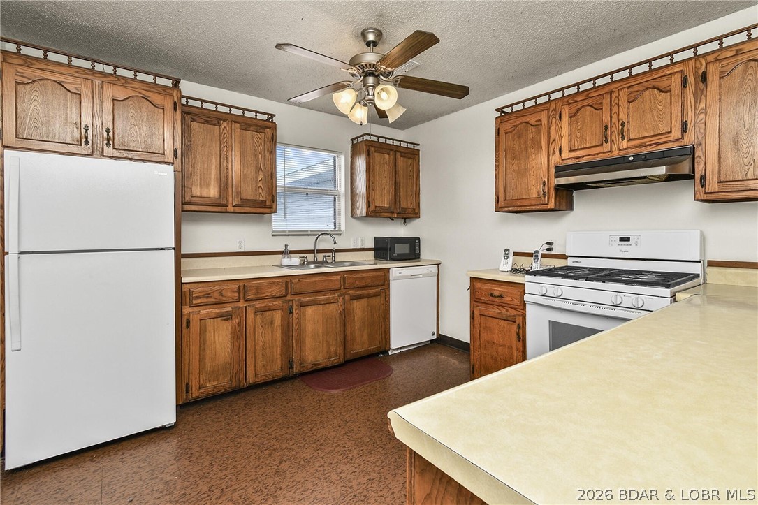 194 State Hwy MM Niangua, MO 65713 - Photo 25 of 32 Kitchen