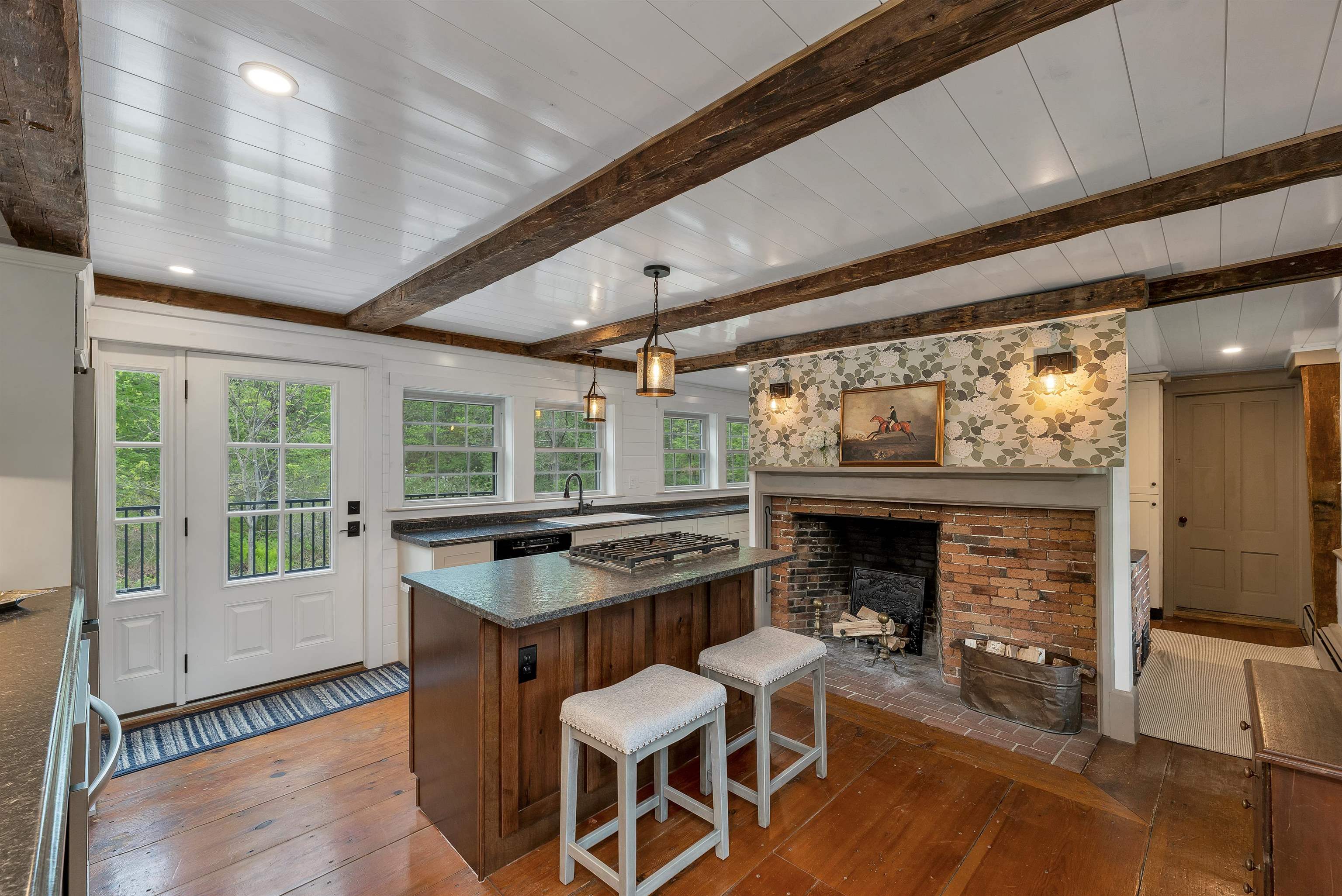 52 Lyford Road Brookfield, NH 03872 - Photo 4 of 59