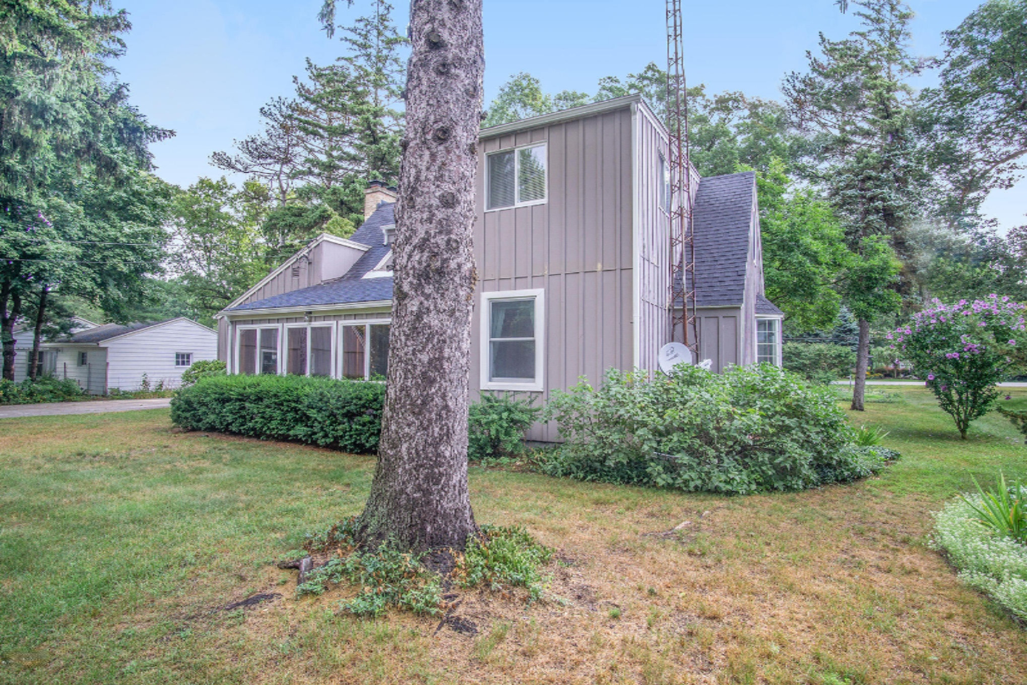 207 North Fruitport Road Spring Lake, MI 49456 - Photo 33 of 39 DSC07837-