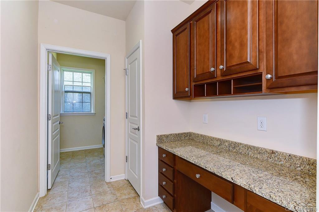 10018 Paxton Run Road Charlotte, NC 28277 - Photo 8 of 38 Gallery Image 8
