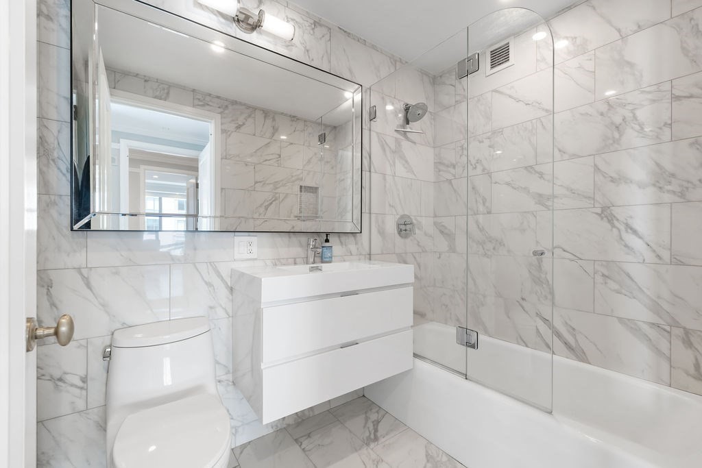 2 Avery Street, Unit 34G Boston, MA 02111 - Photo 18 of 33
