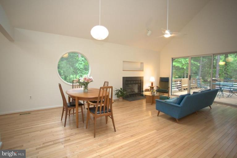 1663 Cedar Hollow Way Reston, VA 20194 - Photo 14 of 25 Living Room/Dining Room