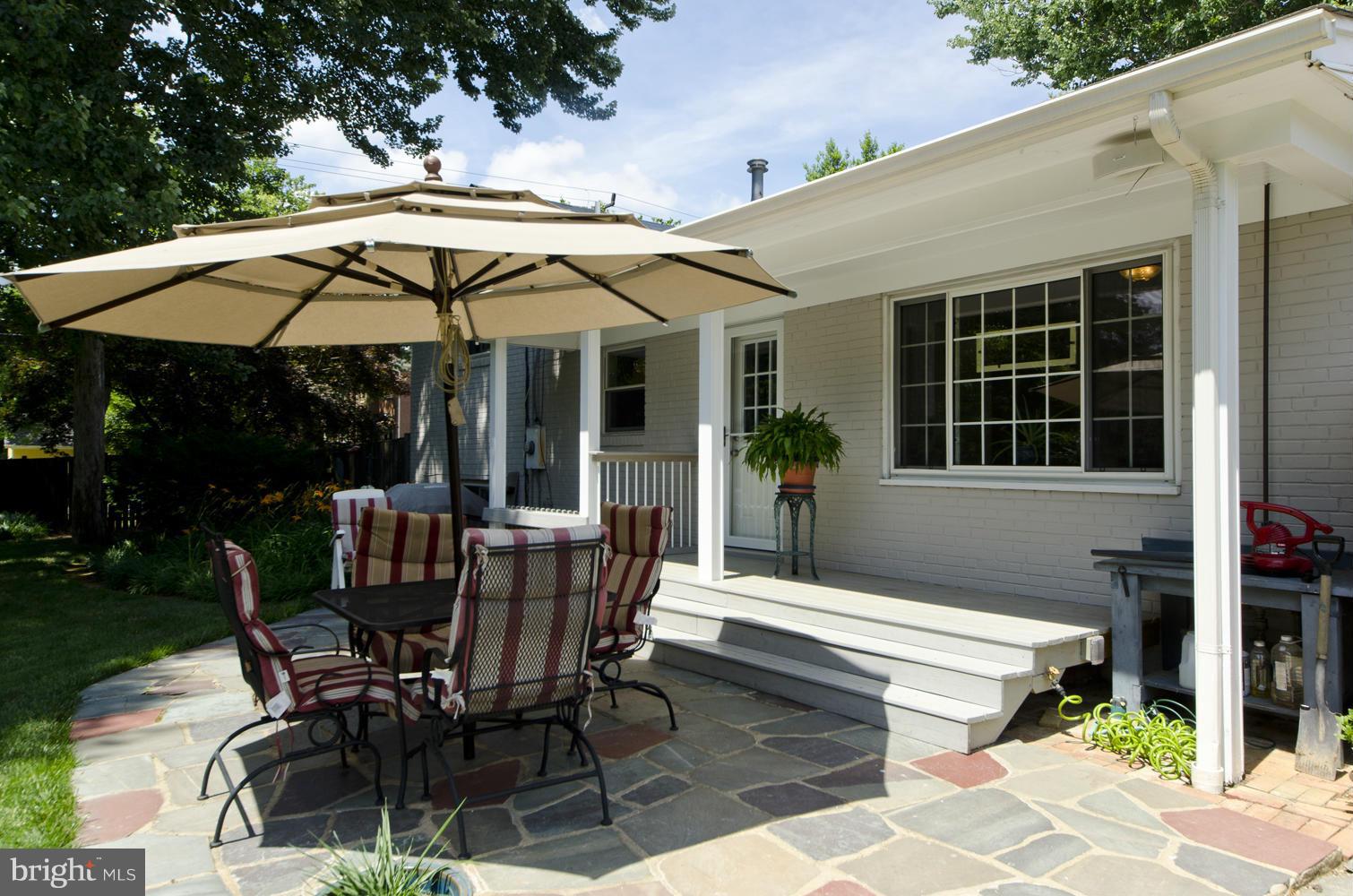 2300 Barbour Road Falls Church, VA 22043 - Photo 26 of 28 Exterior (Rear)