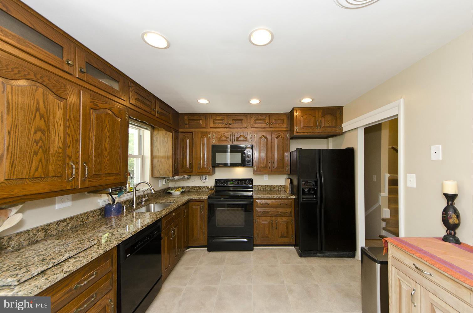 2300 Barbour Road Falls Church, VA 22043 - Photo 8 of 28 Kitchen
