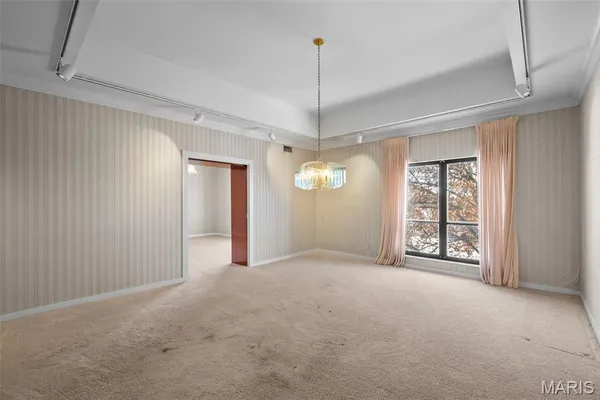 $350,000 | 564 Sarah Lane, Unit 408, St. Louis, MO 63141