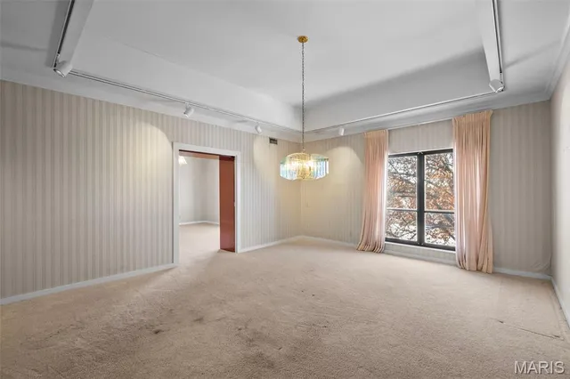 $350,000 | 564 Sarah Lane, Unit 408, St. Louis, MO 63141