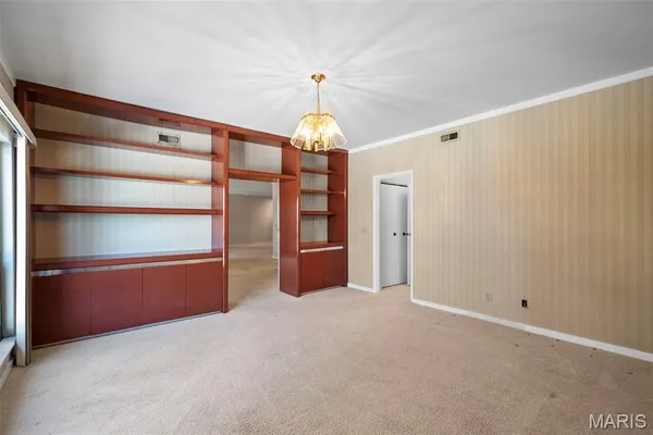 $350,000 | 564 Sarah Lane, Unit 408, St. Louis, MO 63141