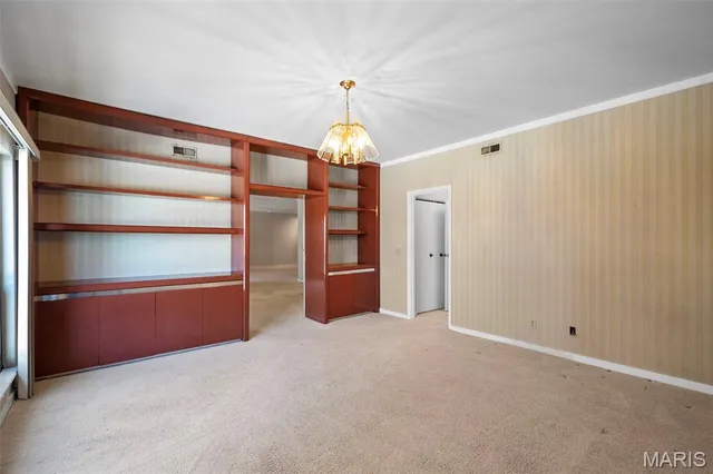 $350,000 | 564 Sarah Lane, Unit 408, St. Louis, MO 63141