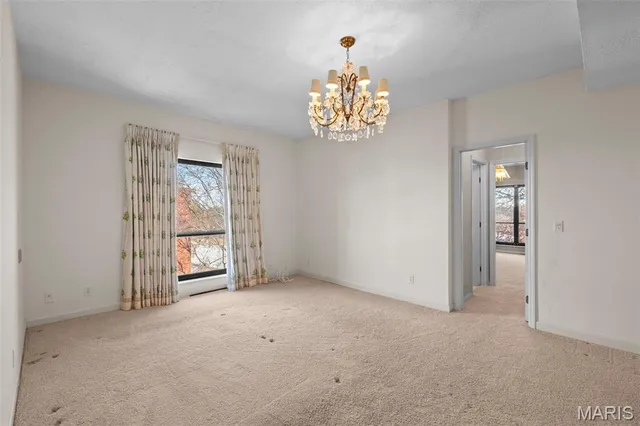 $350,000 | 564 Sarah Lane, Unit 408, St. Louis, MO 63141