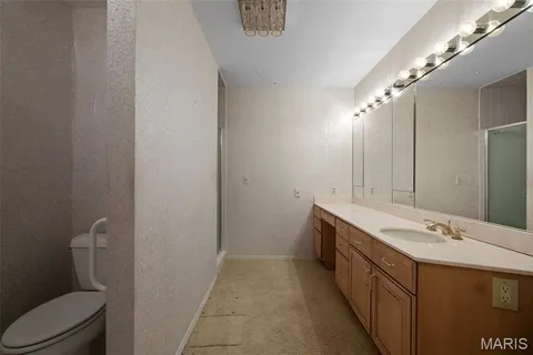 $350,000 | 564 Sarah Lane, Unit 408, St. Louis, MO 63141