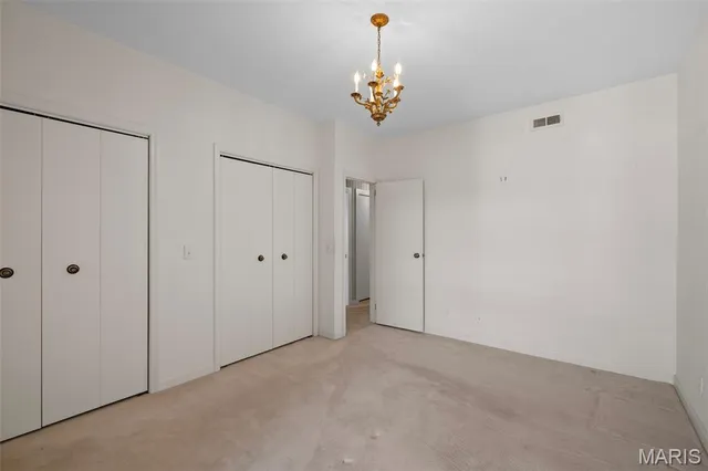 $350,000 | 564 Sarah Lane, Unit 408, St. Louis, MO 63141