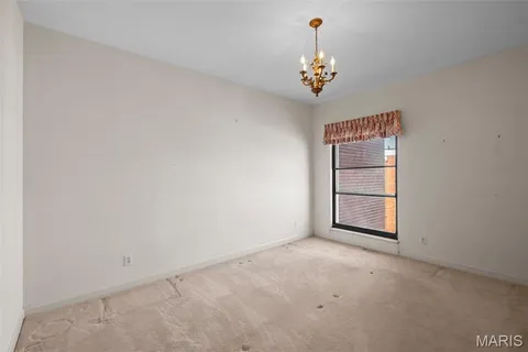 $350,000 | 564 Sarah Lane, Unit 408, St. Louis, MO 63141