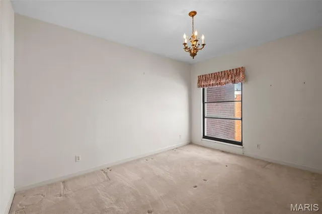 $350,000 | 564 Sarah Lane, Unit 408, St. Louis, MO 63141