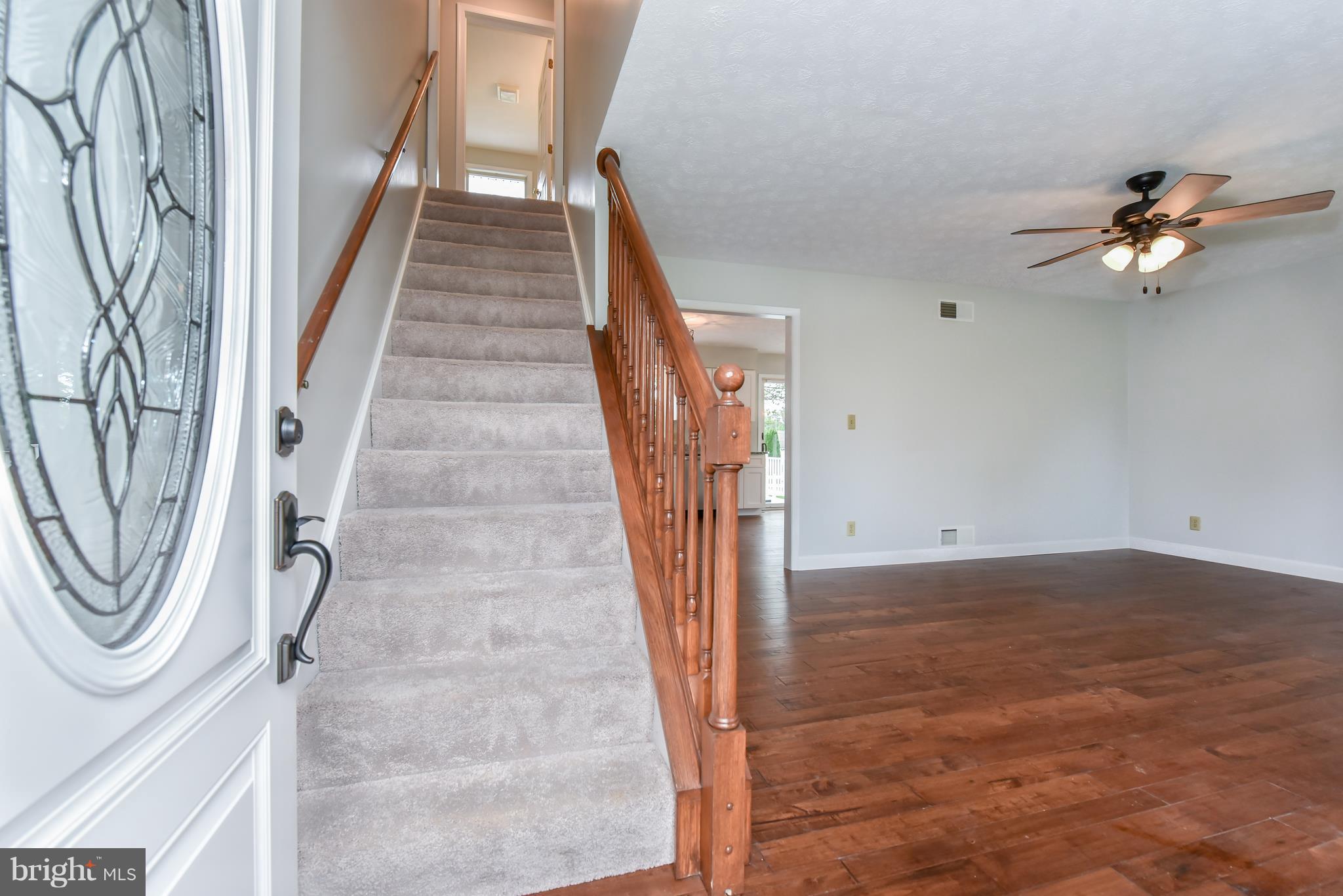 311 Sunrise Circle Rising Sun, MD 21911 - Photo 2 of 30 Living Room