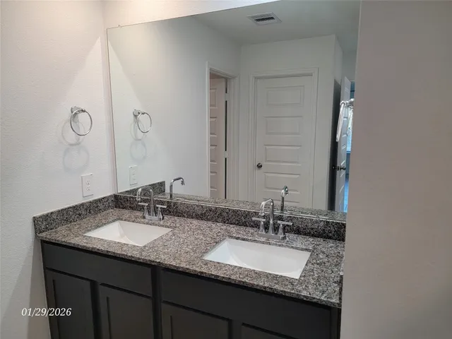 $2,350 | 1127 Lipizzan Lane, Rosharon, TX 77583