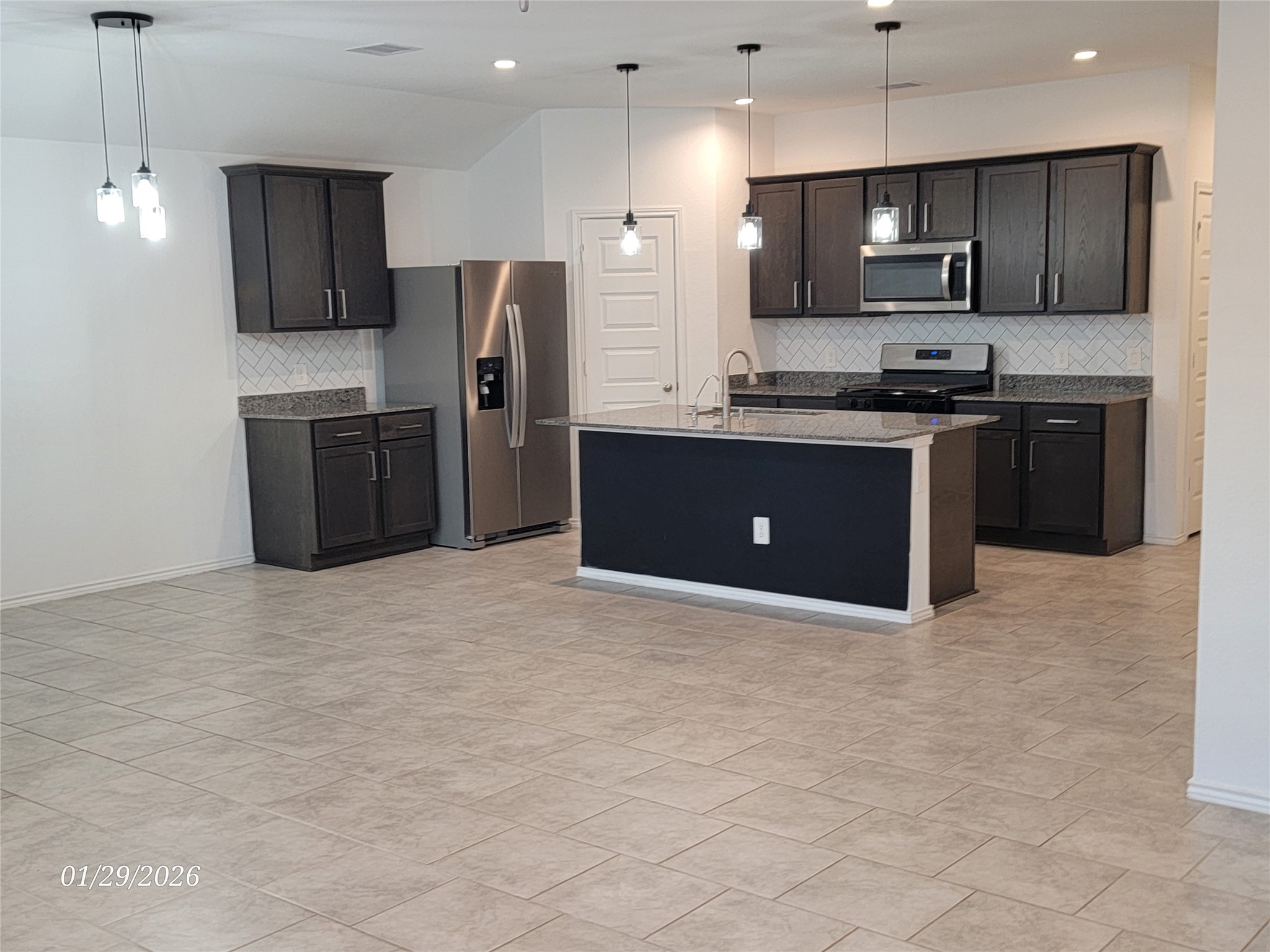 1127 Lipizzan Lane Rosharon, TX 77583 - Photo 4 of 15