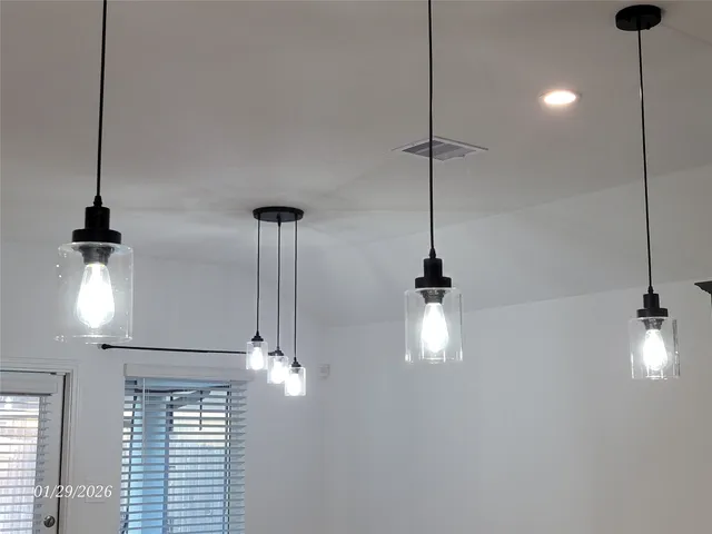 $2,350 | 1127 Lipizzan Lane, Rosharon, TX 77583