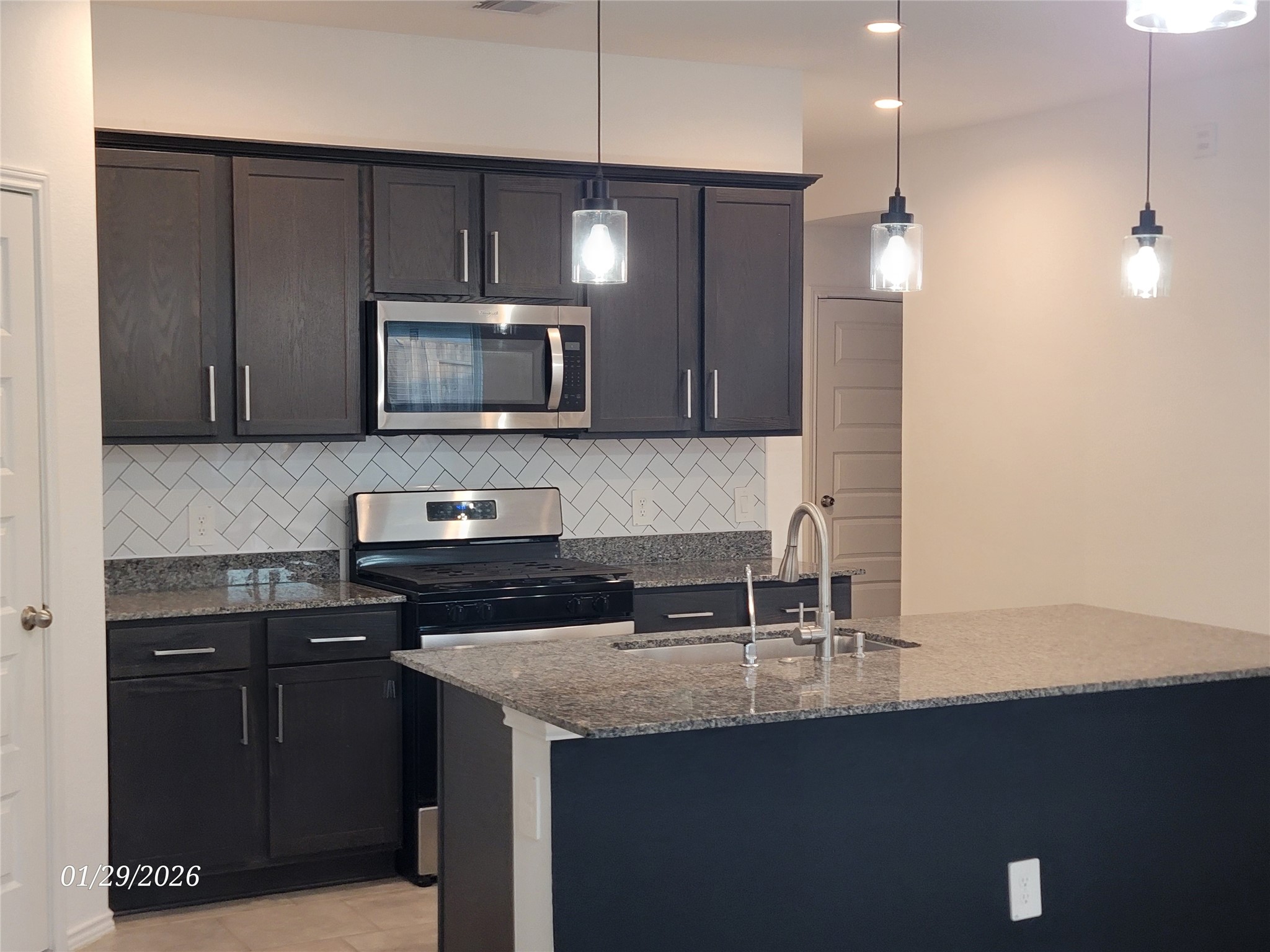 1127 Lipizzan Lane Rosharon, TX 77583 - Photo 9 of 15