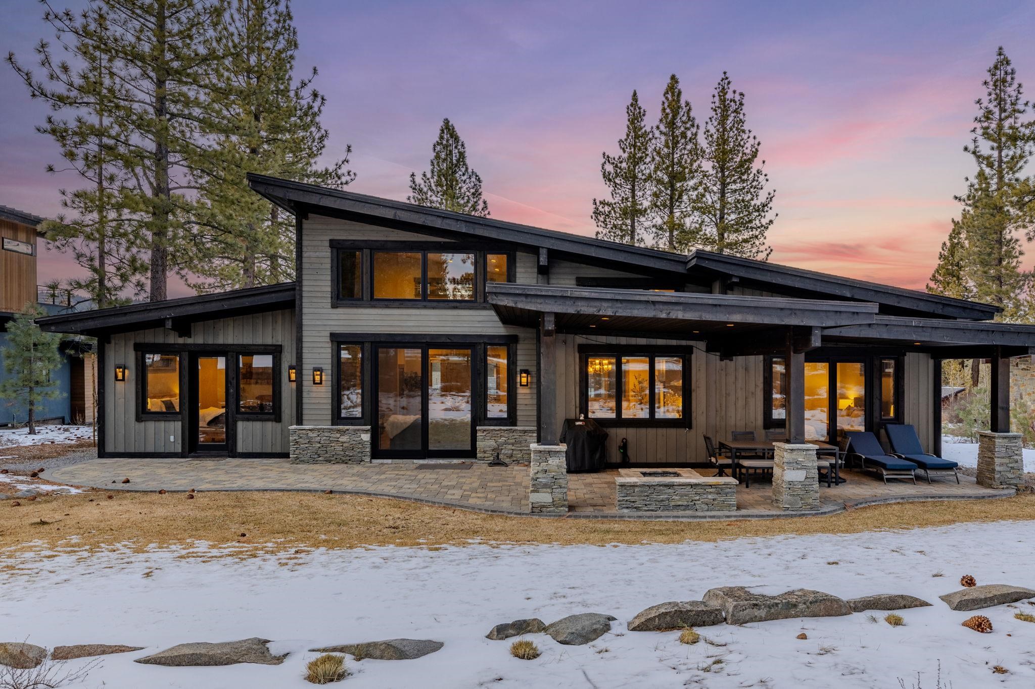 11606 Henness Road Truckee, CA 96161 - Photo 4 of 24 Gallery Image 4