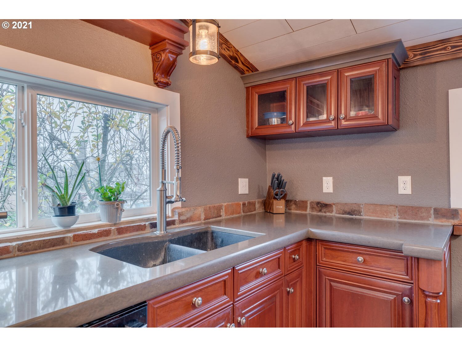 130 South 5th Avenue Ridgefield, WA 98642 - Photo 9 of 24 Gallery Image 9