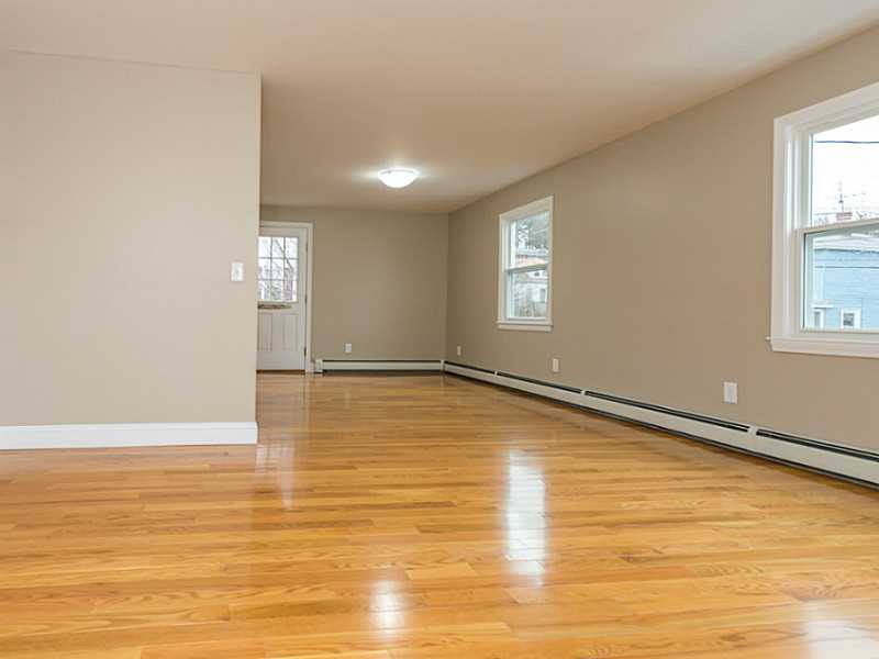 42 Verdun Street Woonsocket, RI 02895 - Photo 3 of 19 Dining Area.