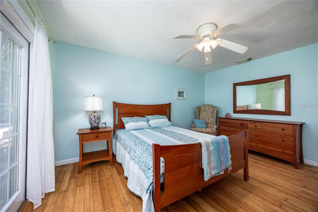 11212 Southwest 86th Place Gainesville, FL 32608 - Photo 4 of 50
