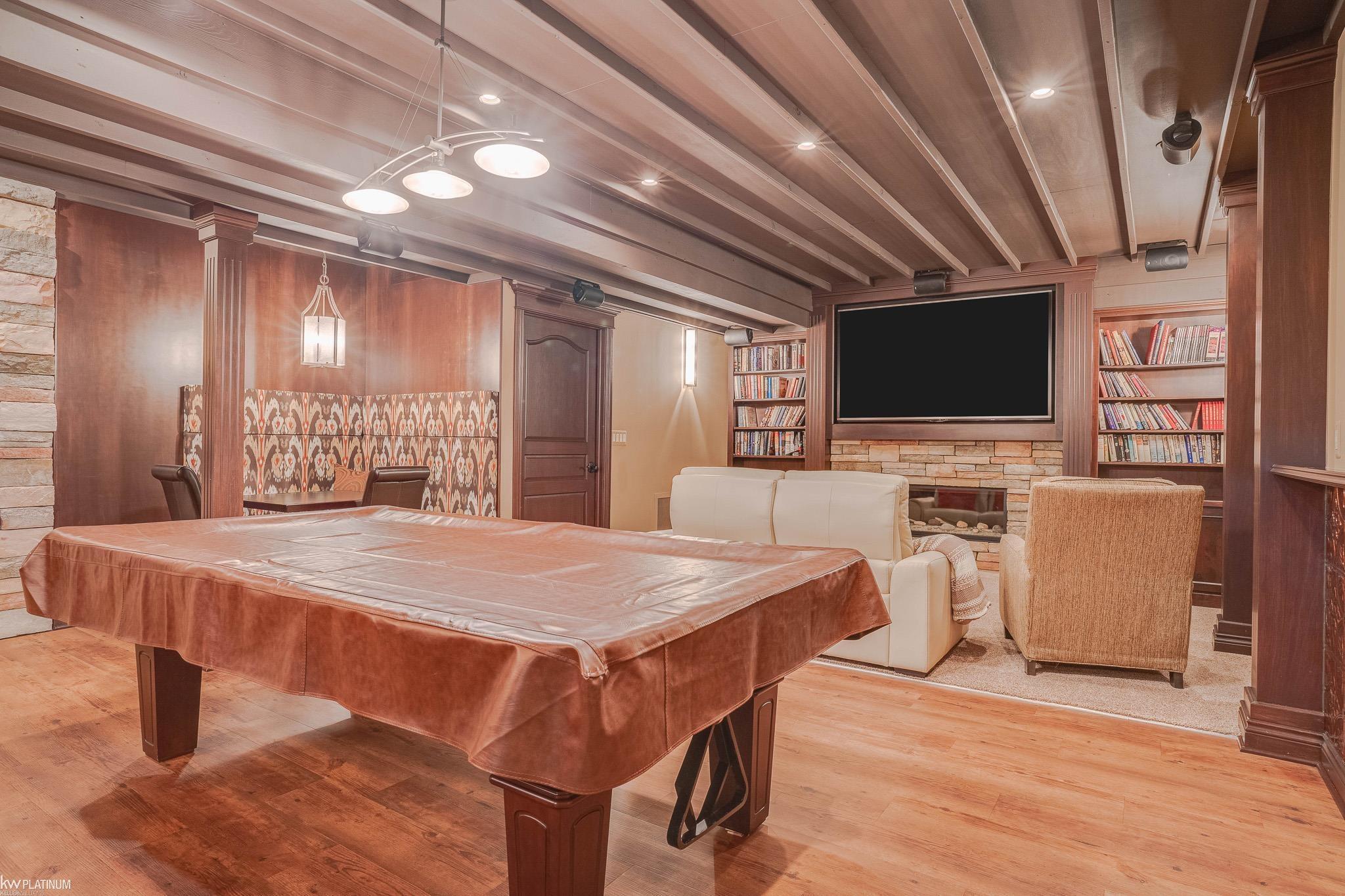 1643 Blushing Drive Rochester, MI 48307 - Photo 41 of 51 50102347-42.JPG