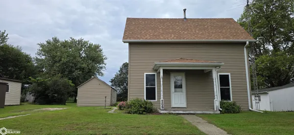 $75,000 | 206 Oak Street, Orient, IA 50858
