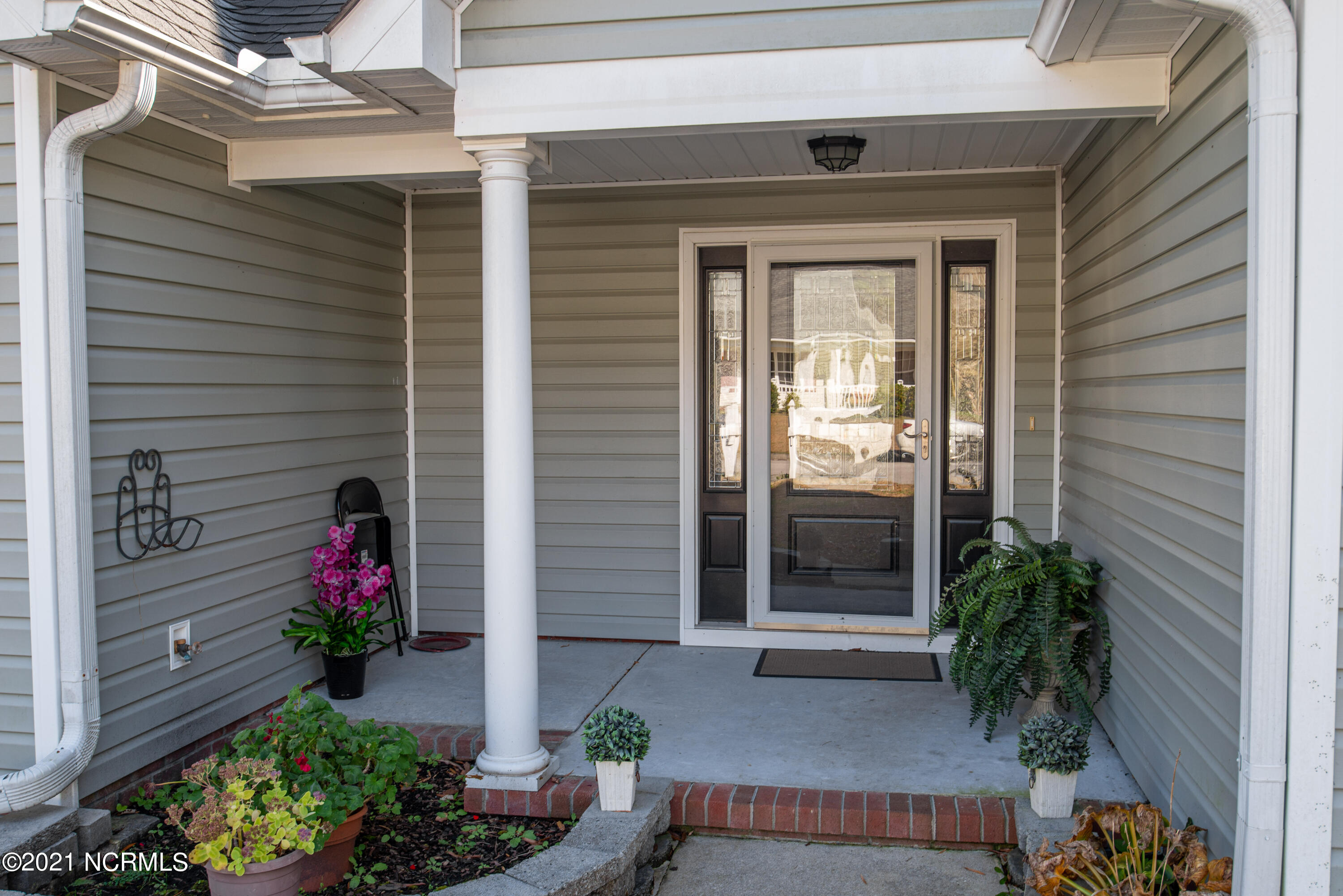 411 Conner Grant Road New Bern, NC 28562 - Photo 5 of 32 411 Conner Grant Road-9