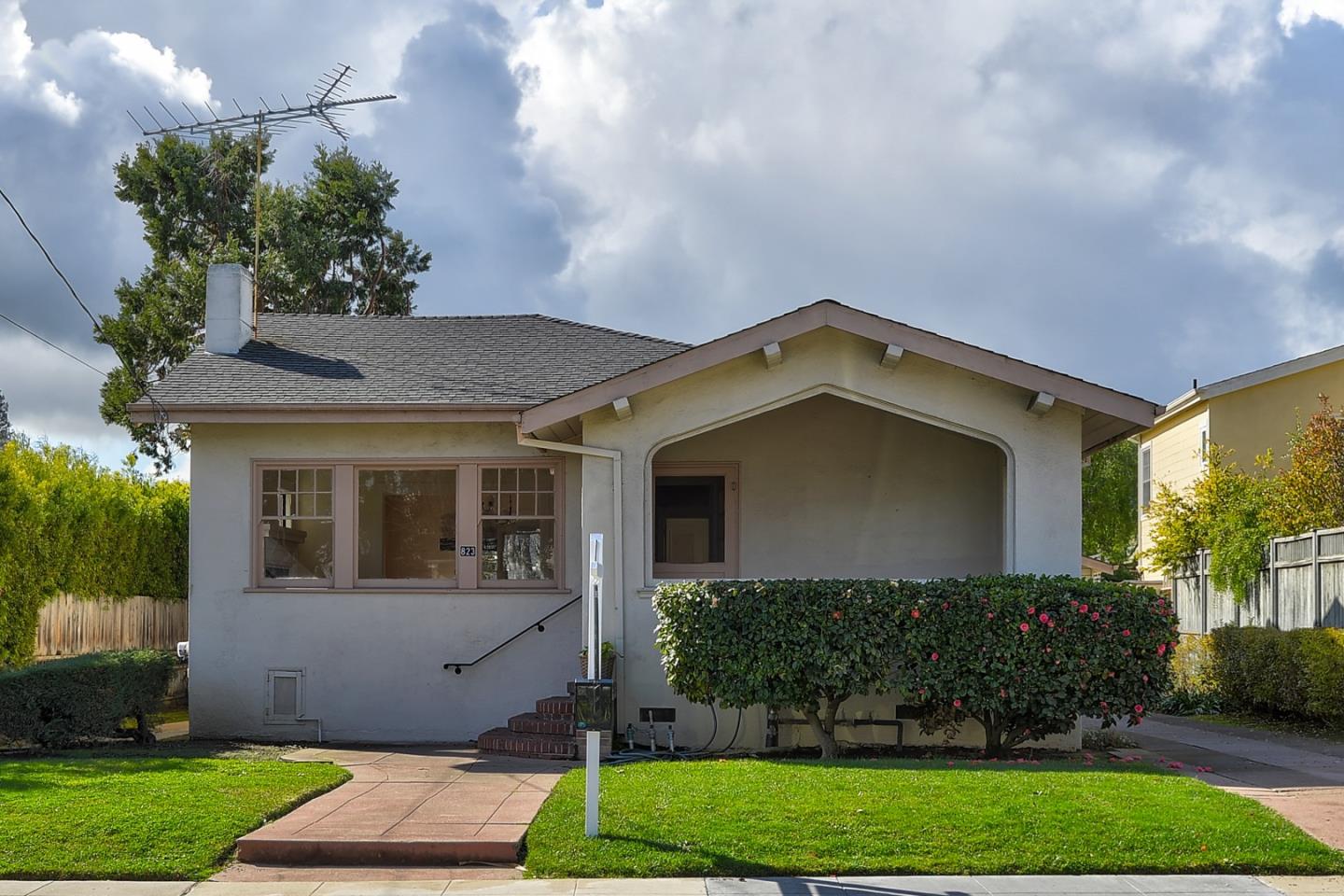 823 Crossway Road Burlingame, CA 94010 - Photo 1 of 12 Gallery Image 1