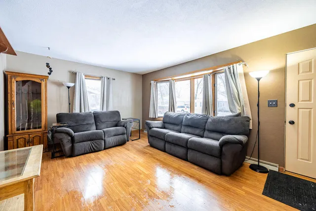 $270,000 | 811 Pierce Street, Onalaska, WI 54650